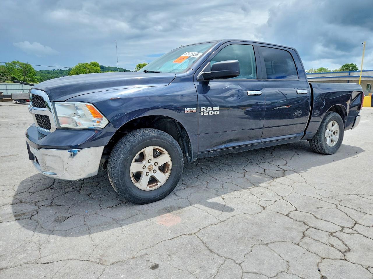 2018 RAM 1500 SLT CREW CAB 4X4