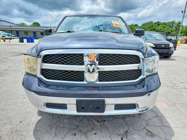 2018 RAM 1500 SLT CREW CAB 4X4