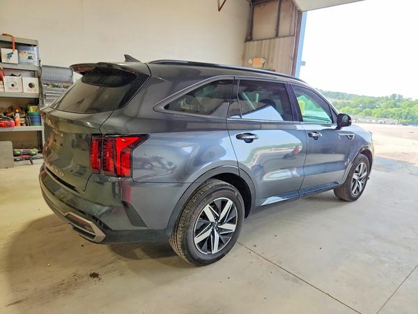 2022 KIA SORENTO EX