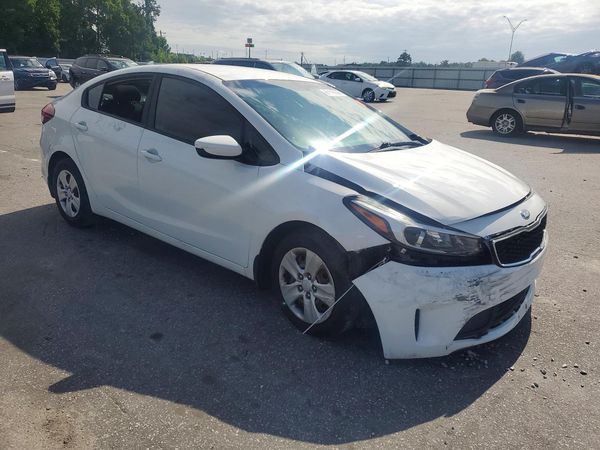 2018 KIA FORTE LX Base