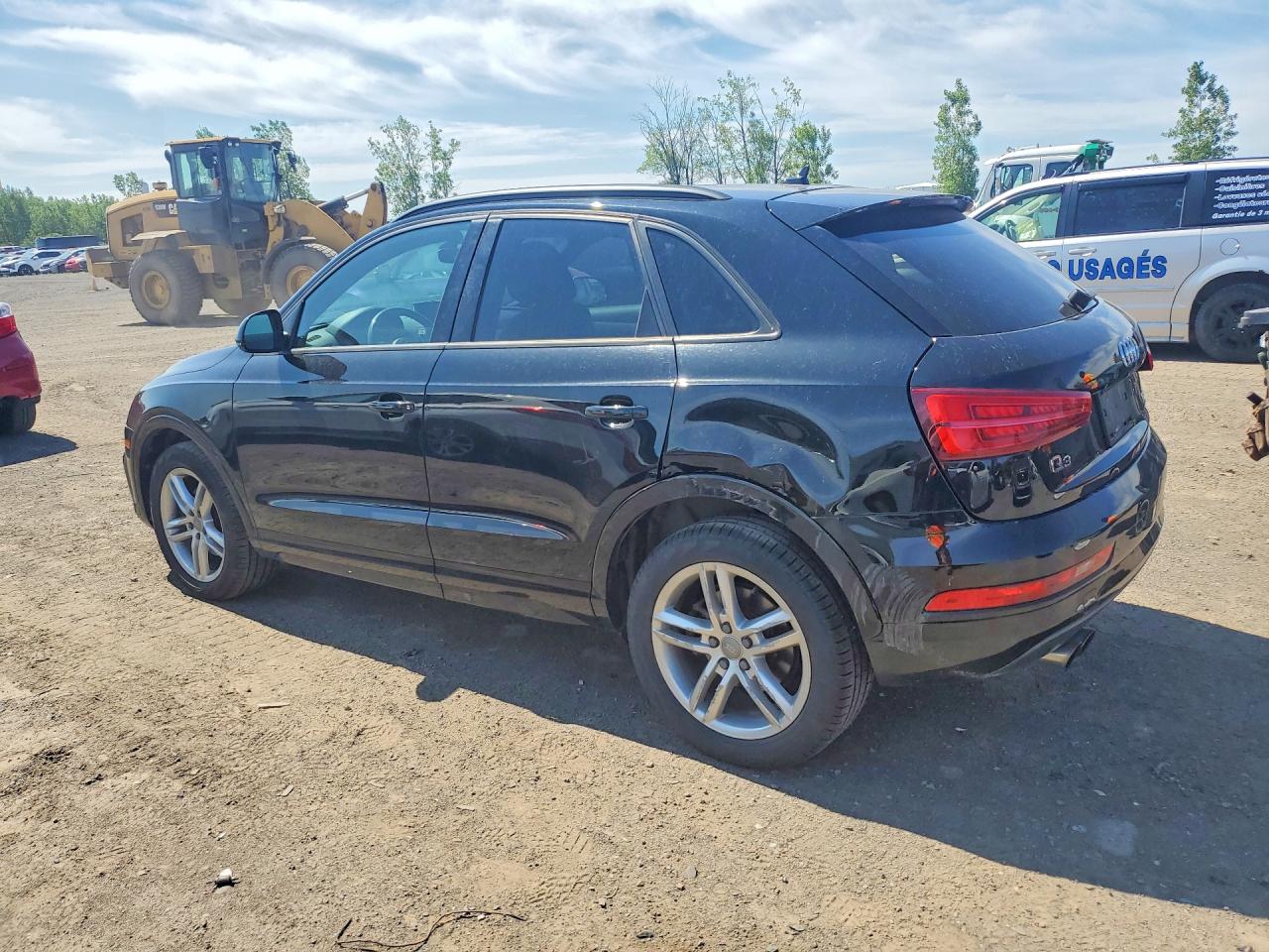 2017 AUDI Q3 quattro Premium