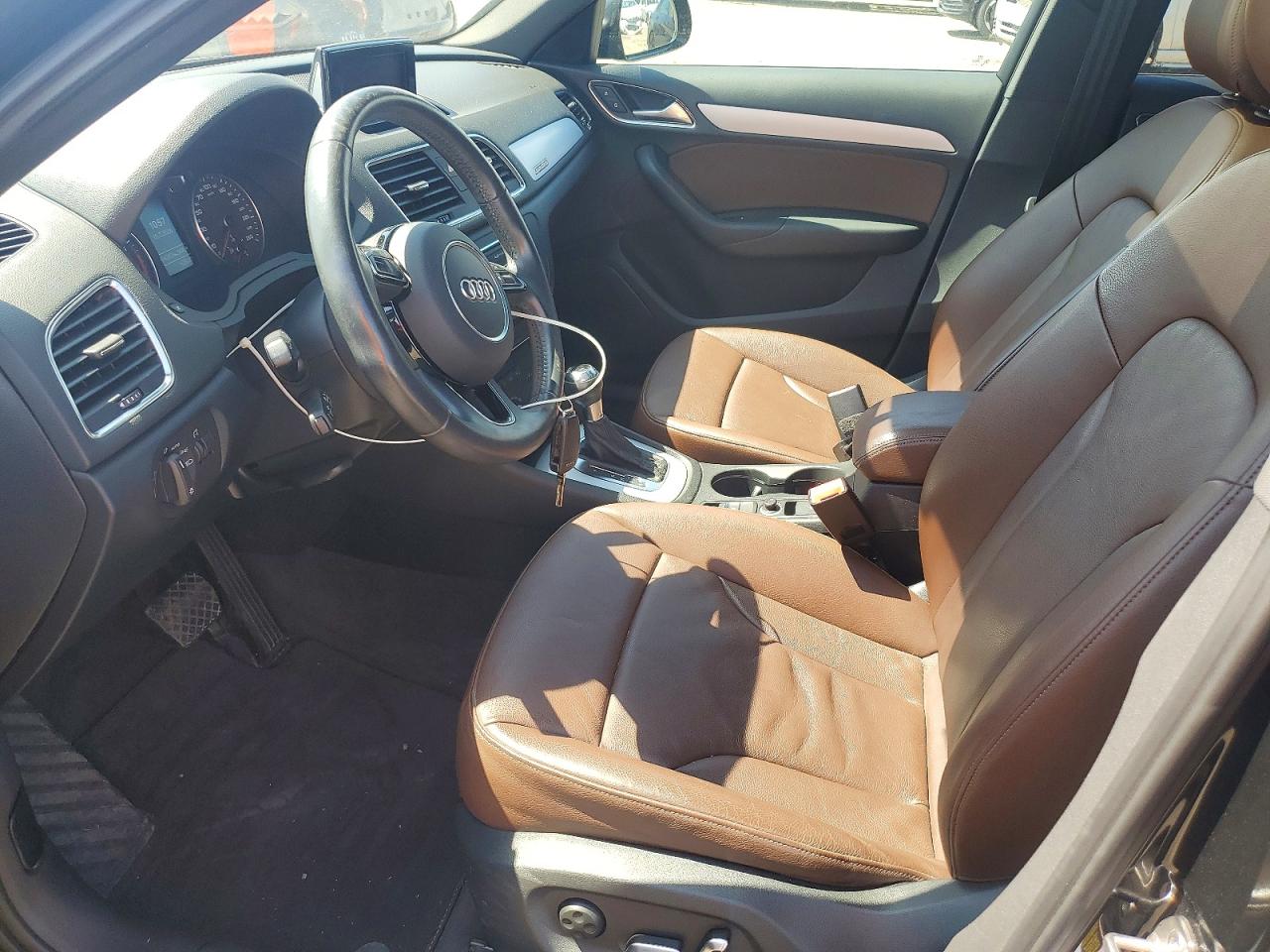 2017 AUDI Q3 quattro Premium