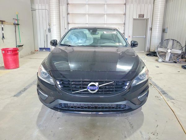 2018 VOLVO S60 Dynamic
