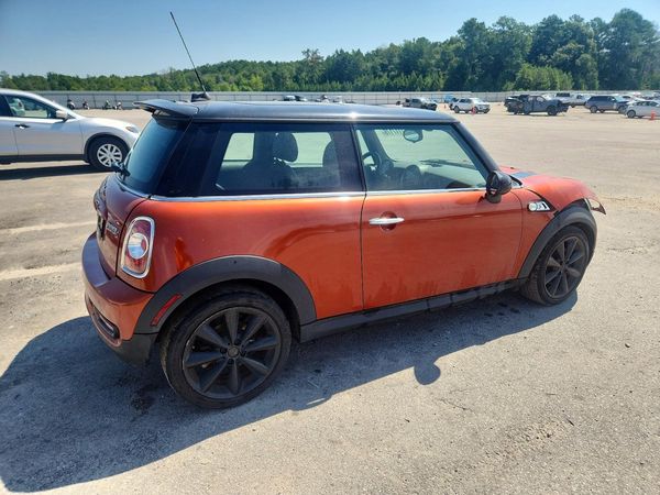 2013 MINI COOPER