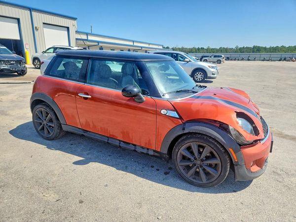 2013 MINI COOPER