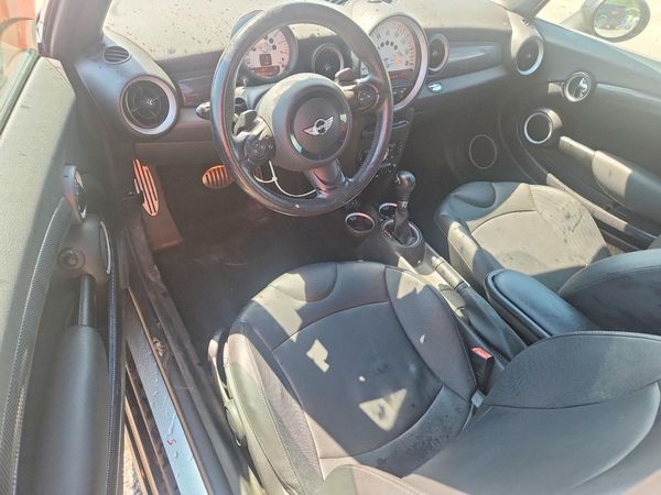 2013 MINI COOPER