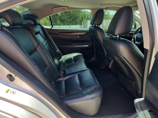2013 LEXUS ES 350