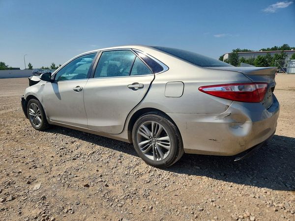 2016 TOYOTA CAMRY