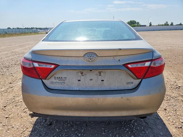 2016 TOYOTA CAMRY