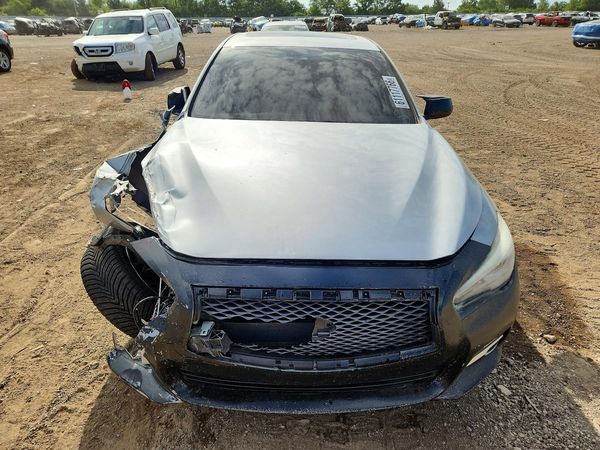 2017 INFINITI Q50
