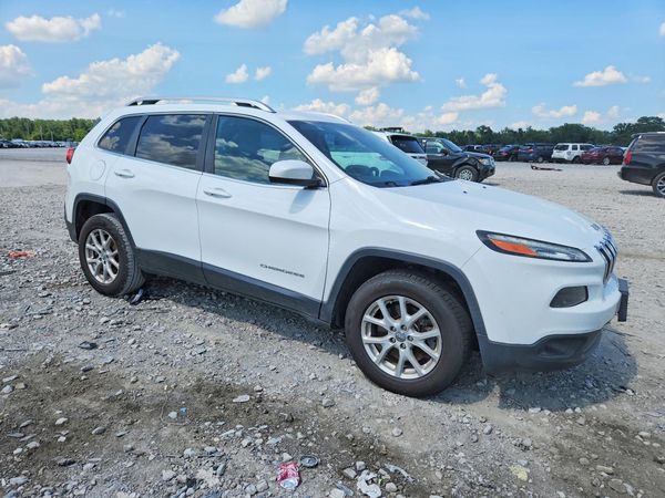 2017 JEEP CHEROKEE LATITUDE 4X4