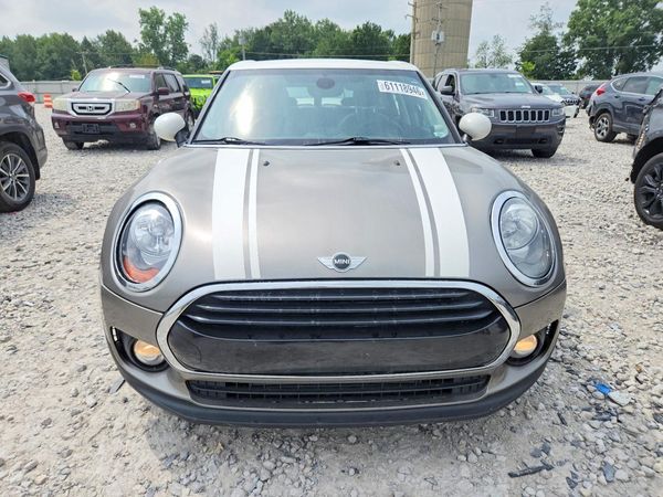 2017 MINI COOPER