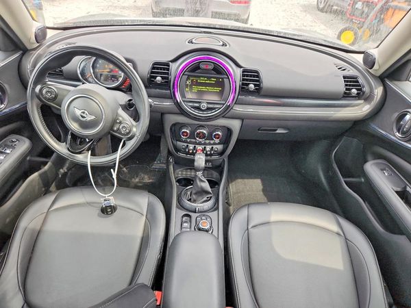 2017 MINI COOPER
