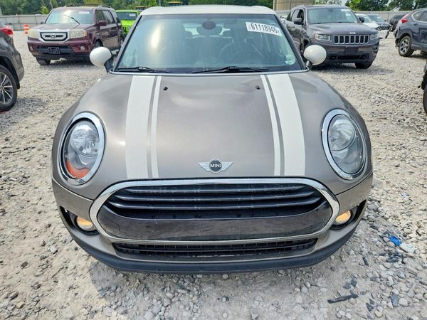 2017 MINI COOPER