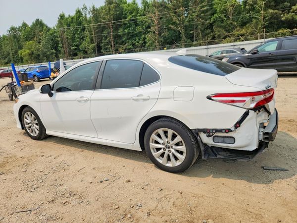 2019 TOYOTA CAMRY