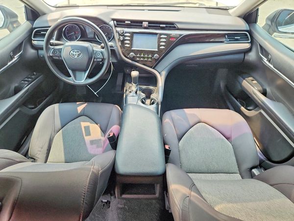 2019 TOYOTA CAMRY