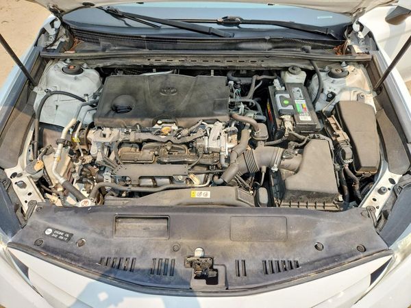 2019 TOYOTA CAMRY