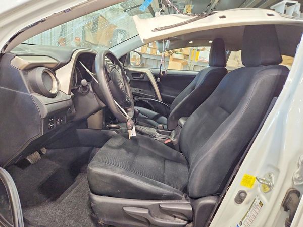 2015 TOYOTA RAV4 LE (X Grade)