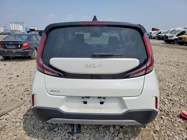 2024 KIA SOUL LX, S