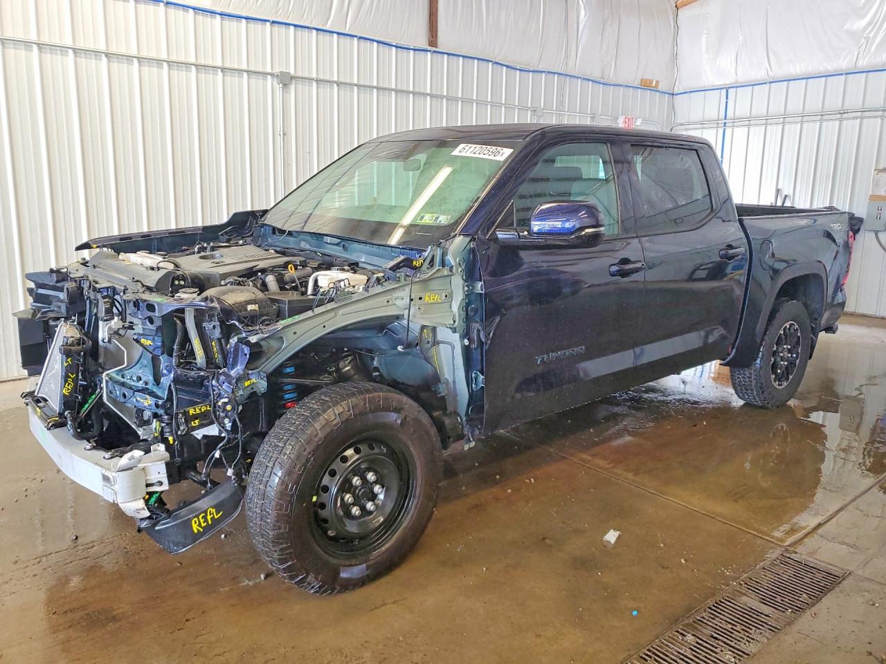 2025 TOYOTA TUNDRA SR5