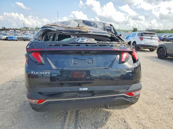 2023 HYUNDAI TUCSON SE