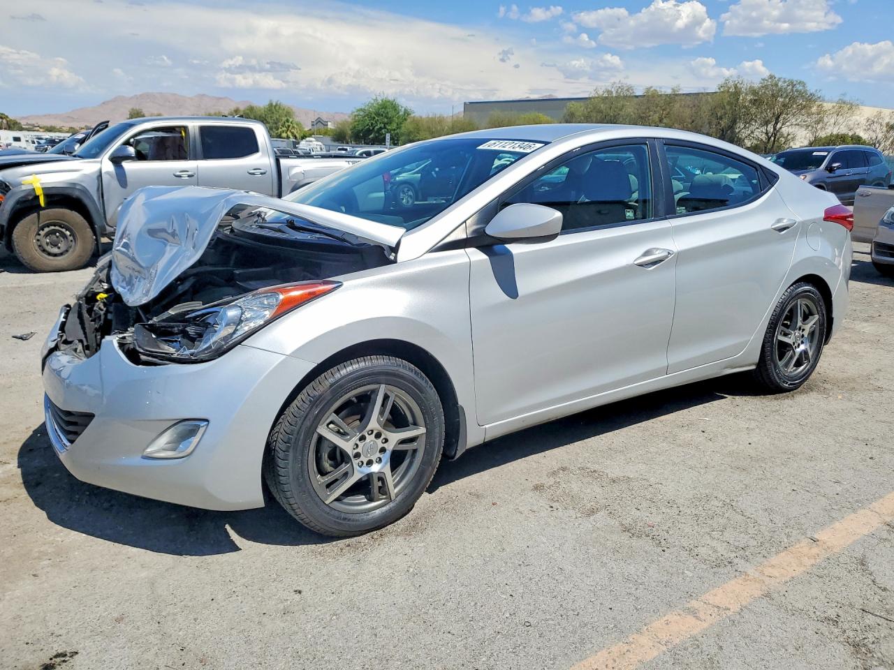 2013 HYUNDAI ELANTRA