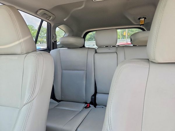 2015 TOYOTA RAV4 XLE (M Grade)