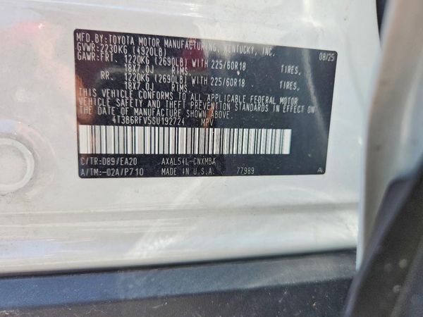 2025 TOYOTA RAV4 XLE Premium