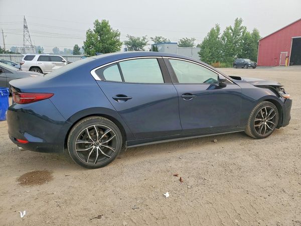 2019 MAZDA 3