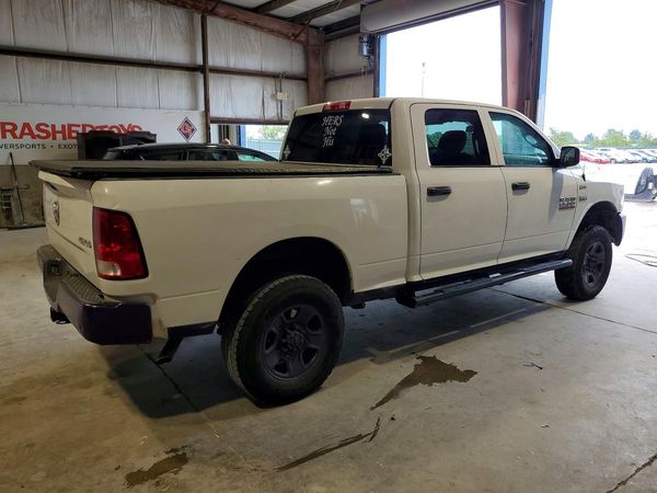 2017 RAM 2500 ST CREW CAB 4X4