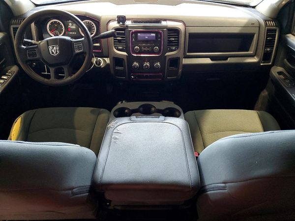 2017 RAM 2500 ST CREW CAB 4X4