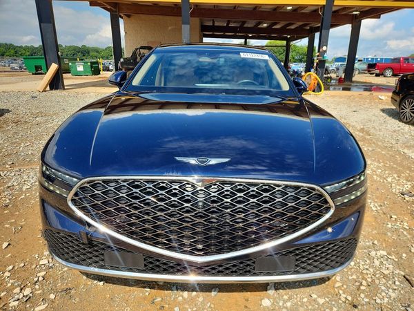 2023 GENESIS G90