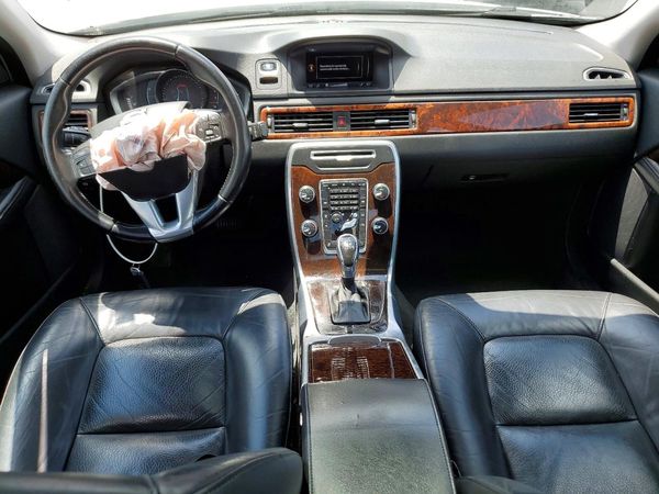 2014 VOLVO S80