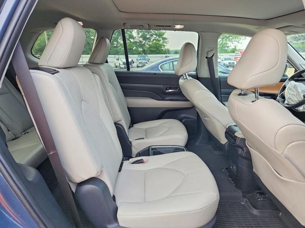 2024 TOYOTA GRAND HIGHLANDER