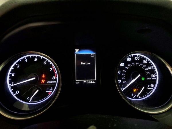 2018 TOYOTA CAMRY