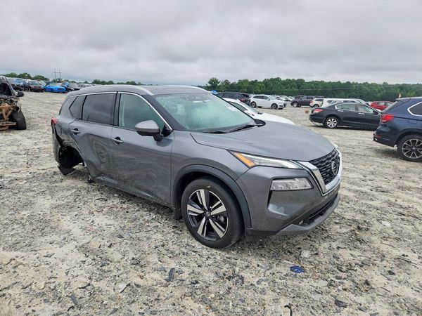 2021 NISSAN ROGUE SL — Passenger 3/4