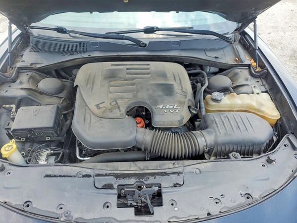 2016 DODGE CHARGER SE