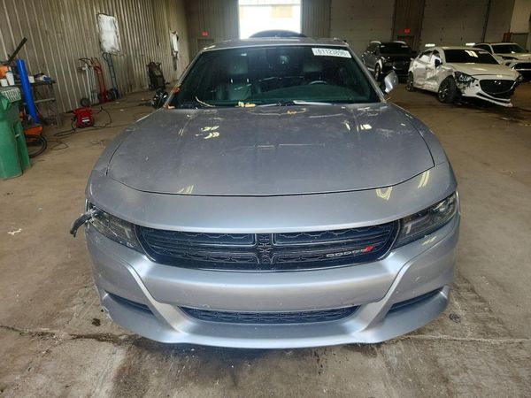 2016 DODGE CHARGER SXT