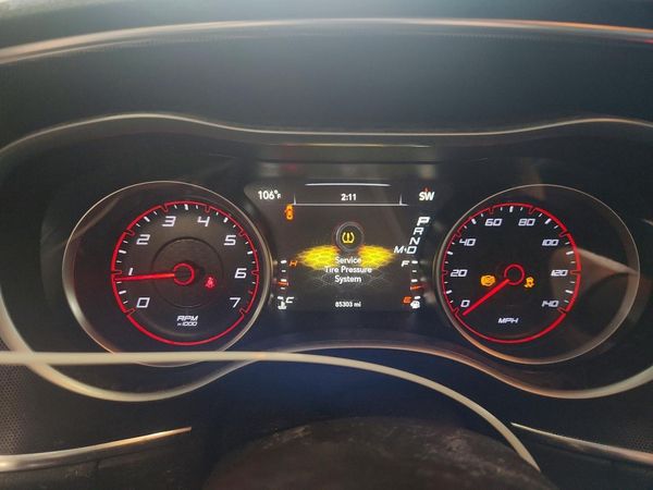 2016 DODGE CHARGER SXT