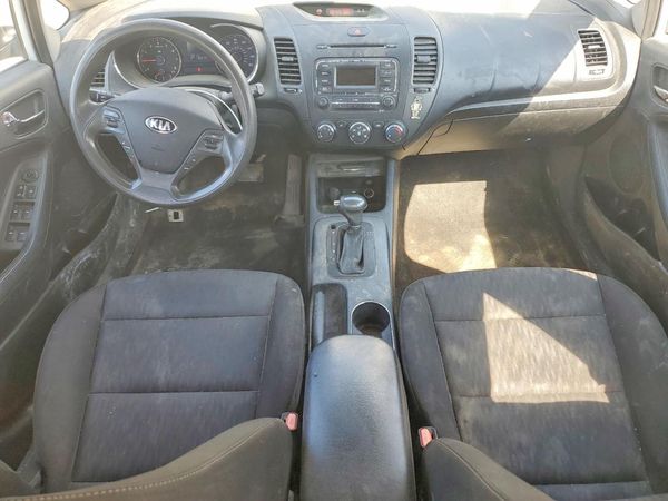 2016 KIA FORTE GL (Middle-Low Grade)