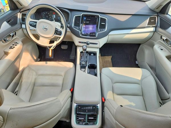 2022 VOLVO XC90 Momentum (excl S60)