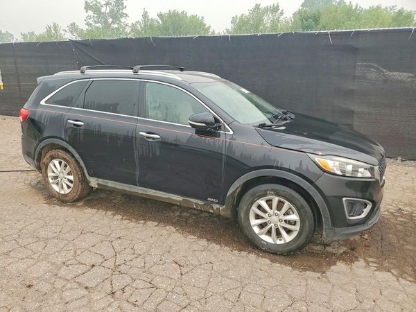 2017 KIA SORENTO L, LX