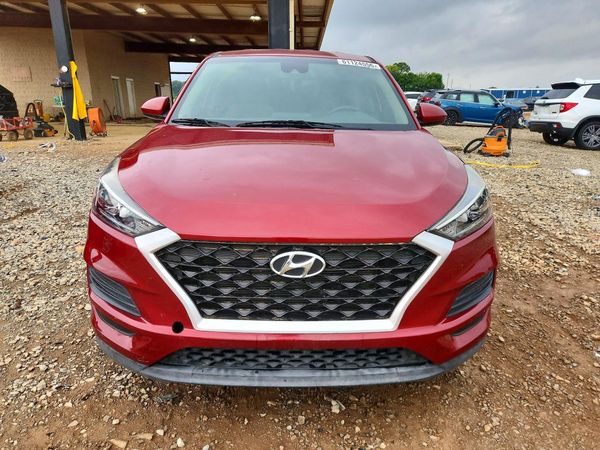 2021 HYUNDAI TUCSON SE