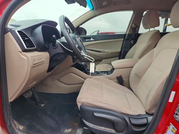 2021 HYUNDAI TUCSON SE