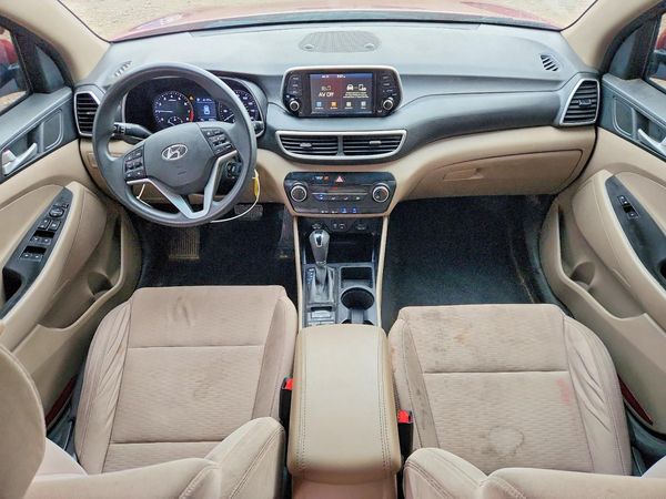 2021 HYUNDAI TUCSON SE