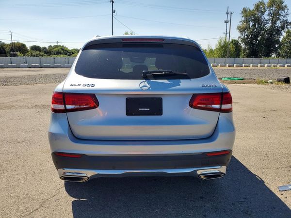 2018 MERCEDES-BENZ GLC GLC 300-4M