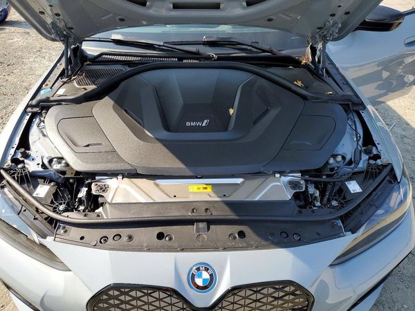 2025 BMW I4 xDrive40