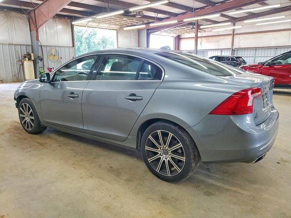 2018 VOLVO S60 Premier