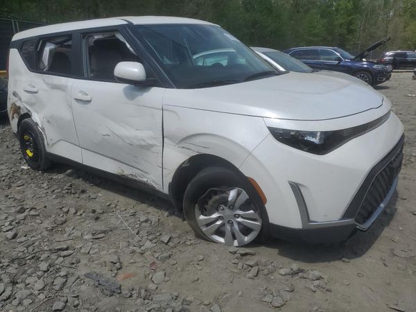 2024 KIA SOUL LX, S
