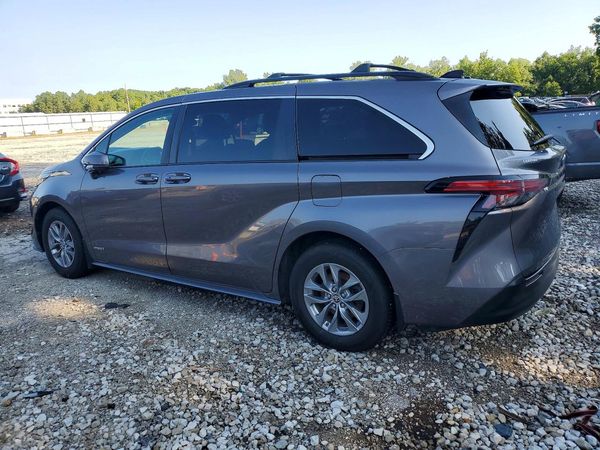 2021 TOYOTA SIENNA